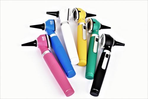 Otoscópio para adulto - 20.000.040 - AUG Medical - com espéculo