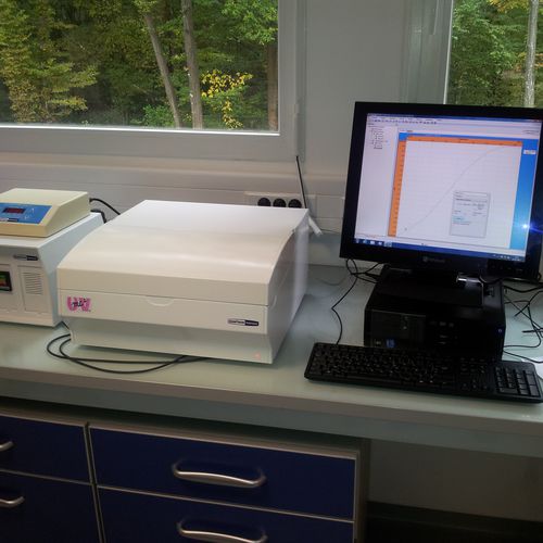 Espectrofotômetro visível - UVmc TM - SAFAS  S.A. - de bancada