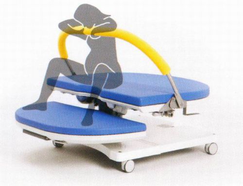 Cama de parto - Pandere - Seagull Medica - de emergência / elétrica / com rodízios