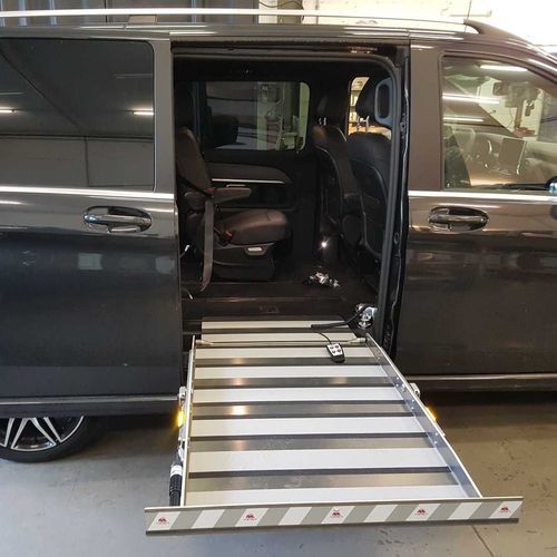 Plataforma elevadora de cadeira de rodas - EP300 - Mariani Lift System - para instalação em veículo