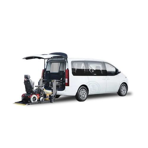 Veículo para pessoas com deficiência furgão - Hyundai Staria - Abronn - com acesso por porta traseira