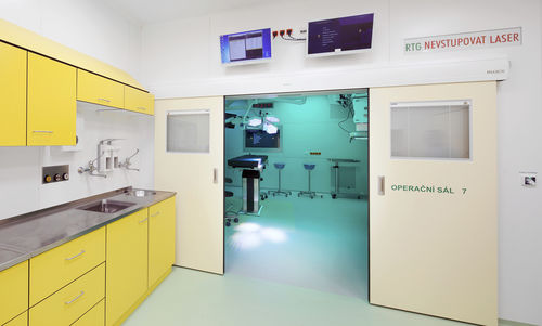 Porta para sala de cirurgia - 104.22 - FORCLEAN - de correr / de abrir / de vidro