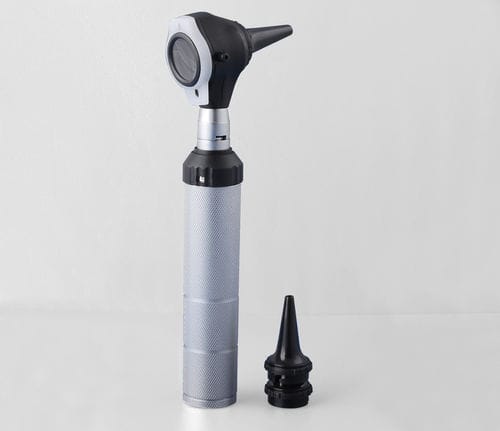 Otoscópio para adulto - MDI-06000-6130	 - Mediciveins - com espéculo