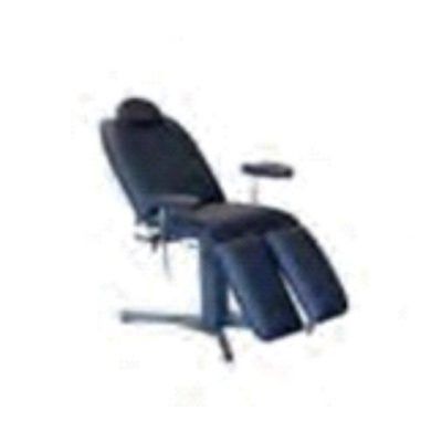 Cadeira de exame para tratamentos estéticos - SPO102 - MC Saber - elétrica / articulada em 3 seções / preta