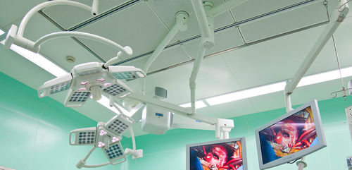 Foco cirúrgico de teto - Woodmans Meditech - de LED