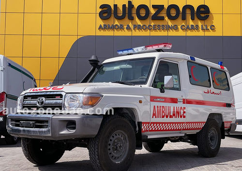 Ambulância com oxigenoterapia - HZJ78 - AUTO ZONE ARMOR AND PROCESSING CARS L.L.C - 4x4 / a diesel / mecânica