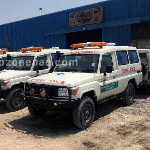 Ambulância com oxigenoterapia - HZJ78 - AUTO ZONE ARMOR AND PROCESSING CARS L.L.C - 4x4 / a diesel / mecânica