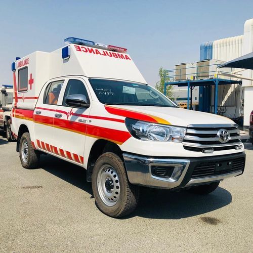 Ambulância caminhão - Toyota Hilux - ICU AUTOMOTIVE IMPORT EXPORT AND CONSULTING. - tipo B / 4x4 / com oxigenoterapia