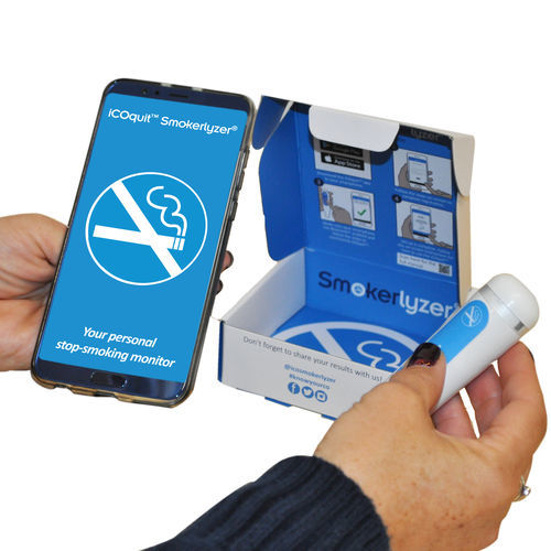 Aparelho de teste respiratório de CO - iCOquit® - Bedfont Scientific - para cessação do tabagismo / para smartphone / de mão