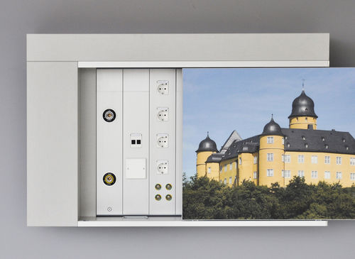Régua de gases medicinais de parede - VIP 2000 - modul technik - horizontal / para quarto de paciente / com iluminação
