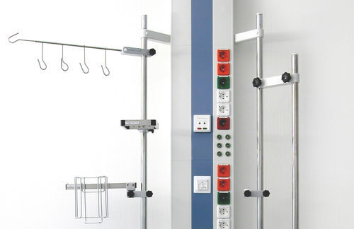 Régua de gases medicinais de parede - IVV 1054 - modul technik - vertical / para serviço de cuidados intensivos / personalizável