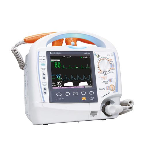 Desfibrilador externo semiautomático - cardiolife  - Nihon Kohden Europe - com monitor ECG e SpO2 / bifásico