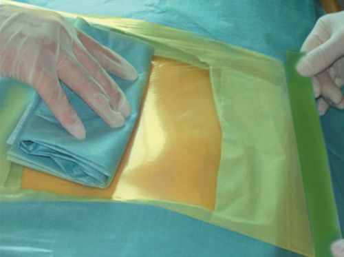 Campo cirúrgico para cirurgia geral - Incifilm Iodine - Pharmaplast - para cirurgia ortopédica / para cirurgia cardíaca / para cirurgia oftalmológica