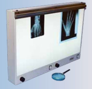 Negatoscópio 2 corpos - NPX 72 x 43 - PrimaX Berlin - com interruptor / de luz branca / para mamografia