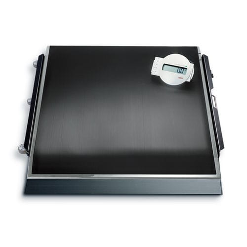 Plataforma de pesagem eletrônica - 675 - seca - para cadeiras de rodas / móvel / com display separado