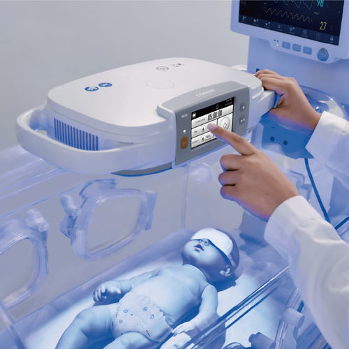 Aparelho de fototerapia neonatal - BL70 - Comen - com rodízios / com luz azul