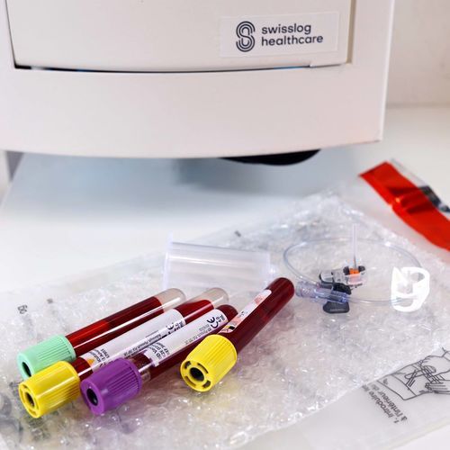 Sistema de correio pneumático para hospital - TranspoLab - Swisslog Healthcare - para laboratório