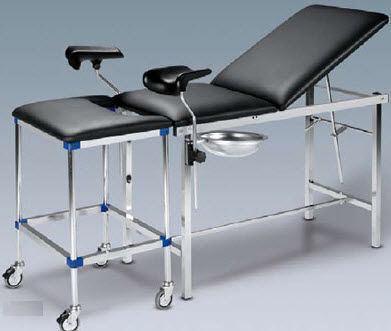 Cadeira de parto mecânica - M600361 - Titanox  - com rodízios