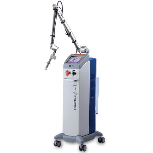 Laser para cirurgia ginecológica - SmartXide Touch V²LR - Deka - para rejuvenescimento vulvovaginal / CO2 / com carrinho