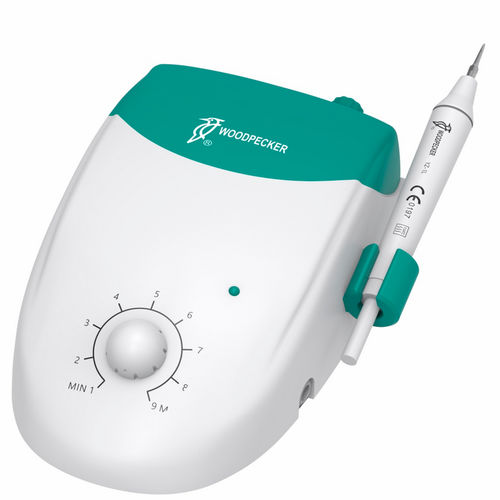 Removedor de tártaro ultrassônico - UDS-J - Guilin Woodpecker Medical Instrument Co., Ltd.   - set completo / com luz LED / set completo
