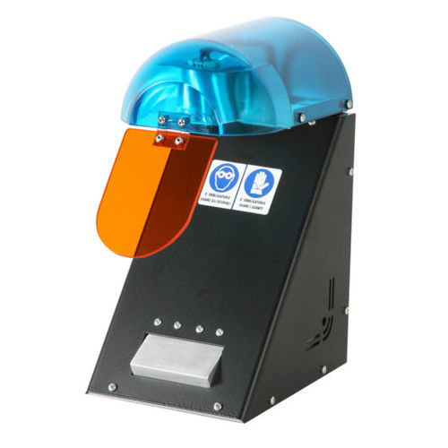 Unidade de polimerização UV - SPOTLIGHT  - NUOVA A.S.A.V. snc di Leoni Franco e Attilio   - para laboratório de prótese dentária / para impressão 3D / halógena