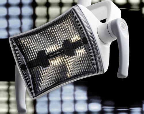 Foco cirúrgico odontológico - Solanna® - Planmeca - de teto / de parede / de LED