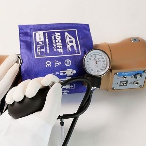 Simulador de medição da pressão arterial - S415.250  - Gaumard - de frequência cardíaca / para treinamento / para cuidados gerais de saúde