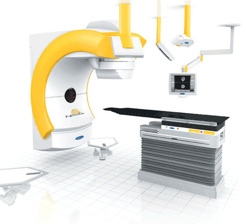 Acelerador linear de partículas para radiocirurgia estereotáxica - Novalis® - Brainlab - com mesa de coordenadas robótica / com colimador multilâminas (MLC)
