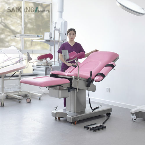 Mesa para exame ginecológico - A99-5 - Jiangsu Saikang Medical Equipment - elétrica / com altura regulável / com encosto regulável