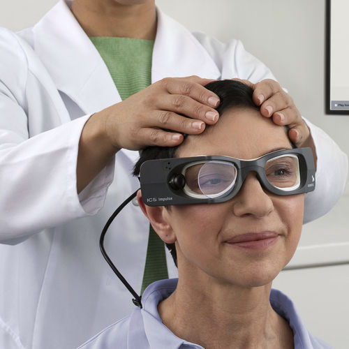 Equipamento para teste vestibular equipamento de videonistagmoscopia - ICS® - Natus Medical - com conexão com fio