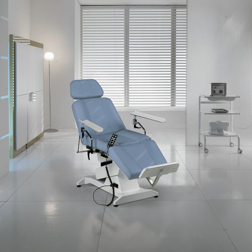 Poltrona para hemodiálise elétrica - Hemo - Lemi Med - Lemi MD - articulada em 3 seções / com altura regulável / com rodízios