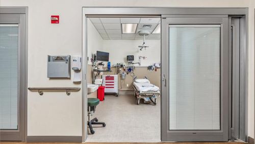Porta para hospital - Dura-Care 7500TL - Stanley Access Technologies - para cuidados intensivos / de correr / de vaivém
