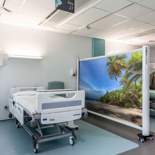 Biombo hospitalar com rodízios - KwickScreen PRO - Sostel - 1 face / para quarto de hospital
