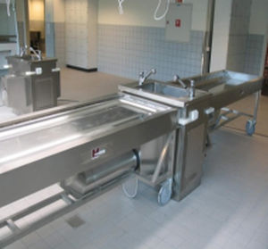 Mesa de dissecção - MA-2004 - MEDIS Medical Technology - retangular / com rodízios / com sistema de engate