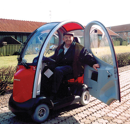 Scooter elétrica de mobilidade reduzida - GC10 - Graf-Carello - de 4 rodas / com cabine