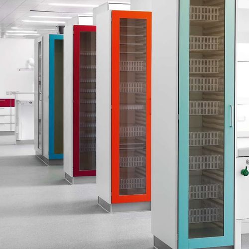 Armário para hospital - Modular cabinet system - MATTTEO - com prateleiras / modular / com 1 porta