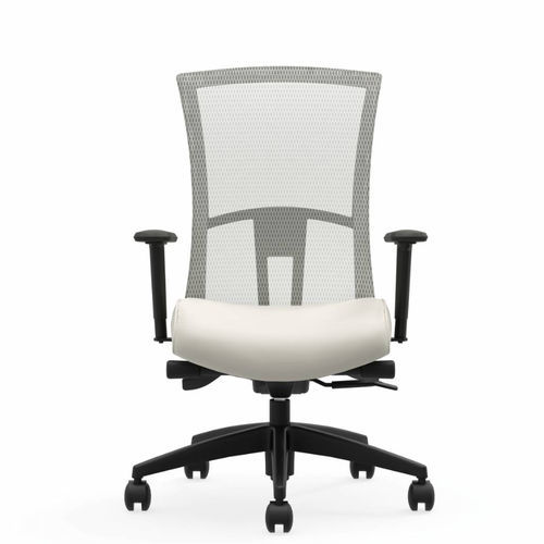 Cadeira com braços - Vion™ - Global Care - com rodízios / com encosto alto / ergonômica